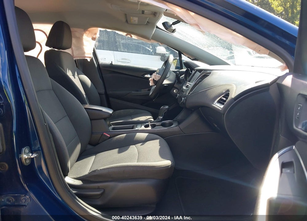 2019 CHEVROLET CRUZE LT VIN: 1G1BE5SM2K7103026
