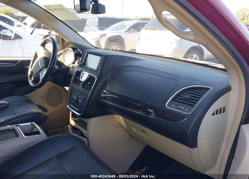 2011 CHRYSLER TOWN & COUNTRY TOURING-L VIN: 2A4RR8DGXBR612809