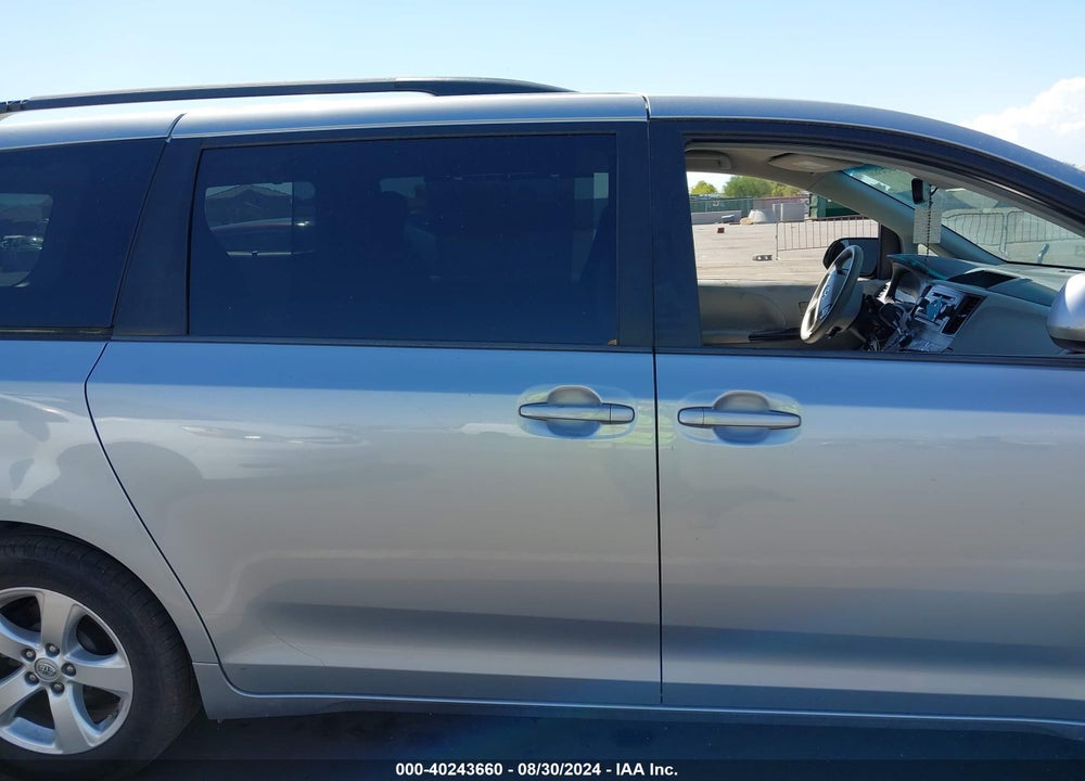 2014 TOYOTA SIENNA LE V6 8 PASSENGER VIN: 5TDKK3DC3ES512820
