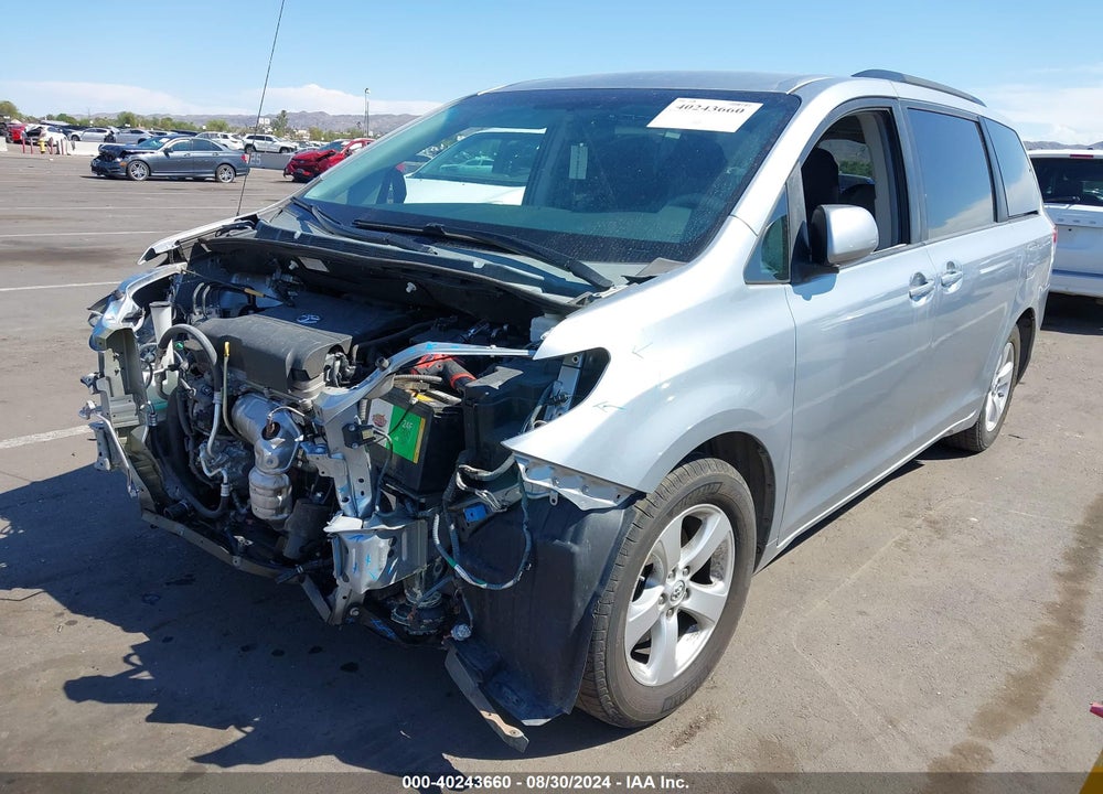 2014 TOYOTA SIENNA LE V6 8 PASSENGER VIN: 5TDKK3DC3ES512820