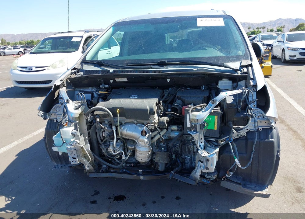 2014 TOYOTA SIENNA LE V6 8 PASSENGER VIN: 5TDKK3DC3ES512820
