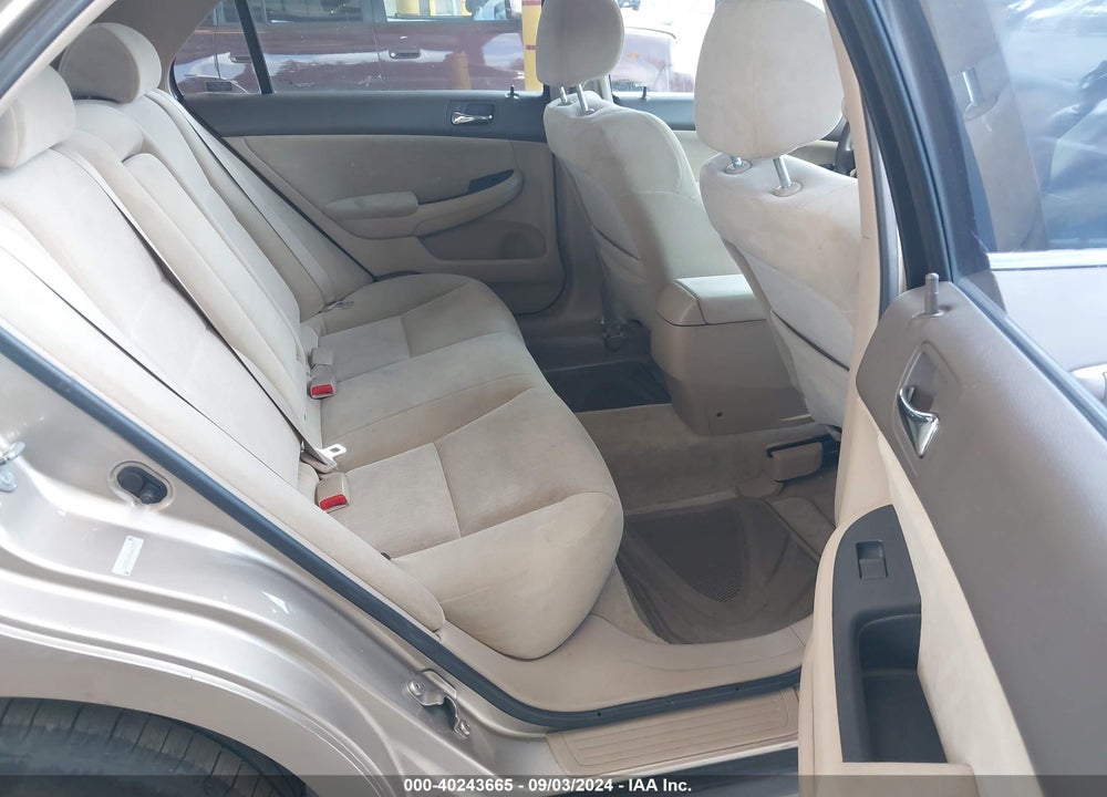 2004 HONDA ACCORD 2.4 LX VIN: 1HGCM56444A069929