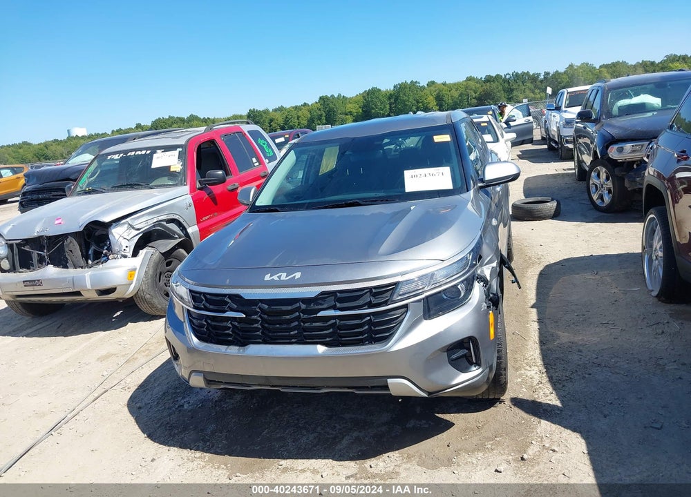 2024 KIA SELTOS LX VIN: KNDEPCAA3R7583663
