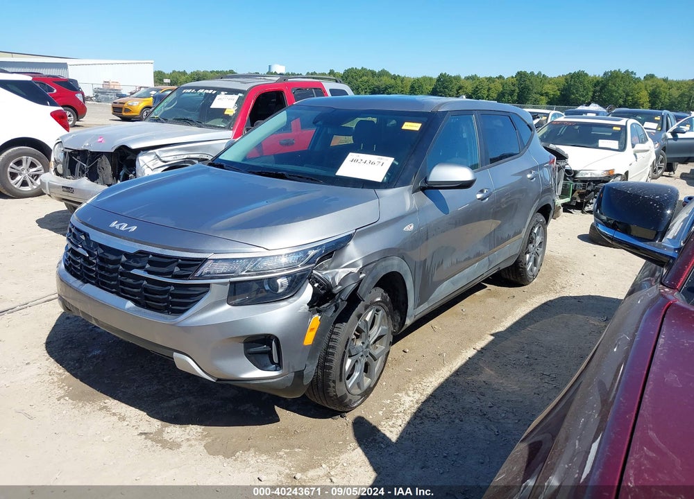2024 KIA SELTOS LX VIN: KNDEPCAA3R7583663