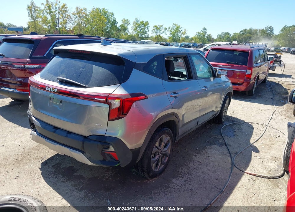2024 KIA SELTOS LX VIN: KNDEPCAA3R7583663