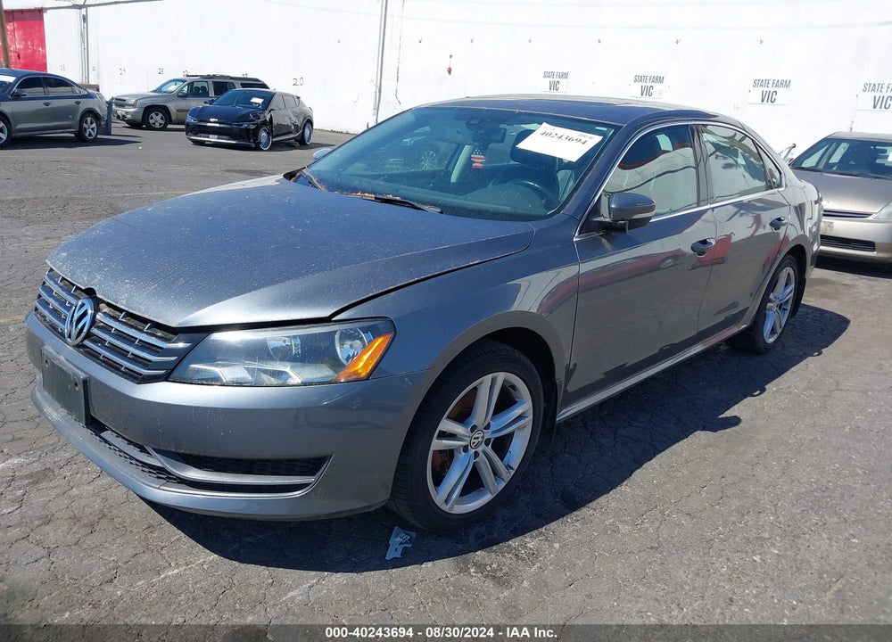 2014 VOLKSWAGEN PASSAT 2.0L TDI SE VIN: 1VWBN7A32EC049036