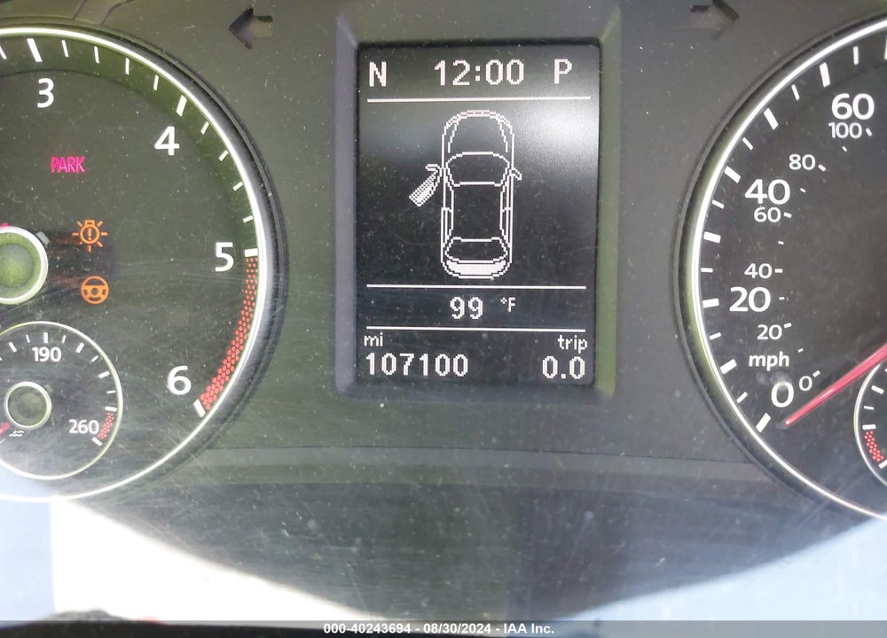 2014 VOLKSWAGEN PASSAT 2.0L TDI SE VIN: 1VWBN7A32EC049036