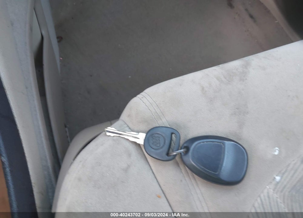 2010 BUICK ENCLAVE CX VIN: 5GALRAED5AJ104095