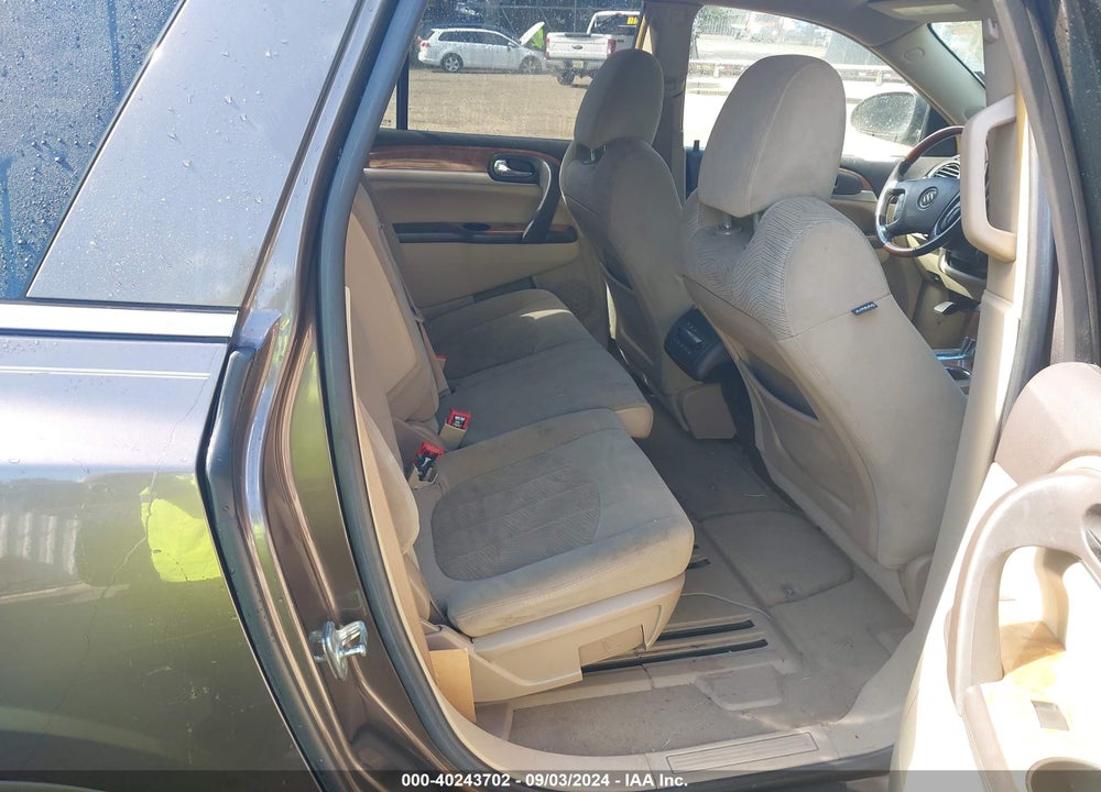 2010 BUICK ENCLAVE CX VIN: 5GALRAED5AJ104095