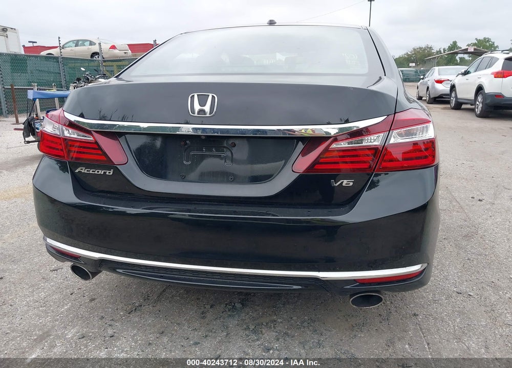2017 HONDA ACCORD EX-L V6 VIN: 1HGCR3F80HA033461