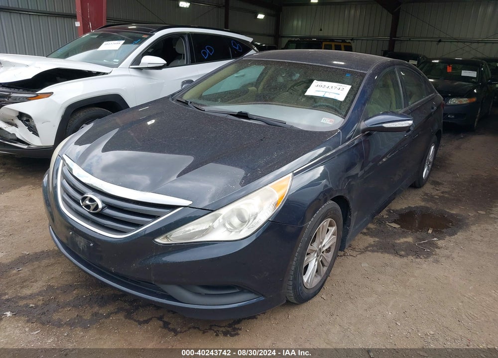 2014 HYUNDAI SONATA GLS VIN: 5NPEB4AC7EH887302