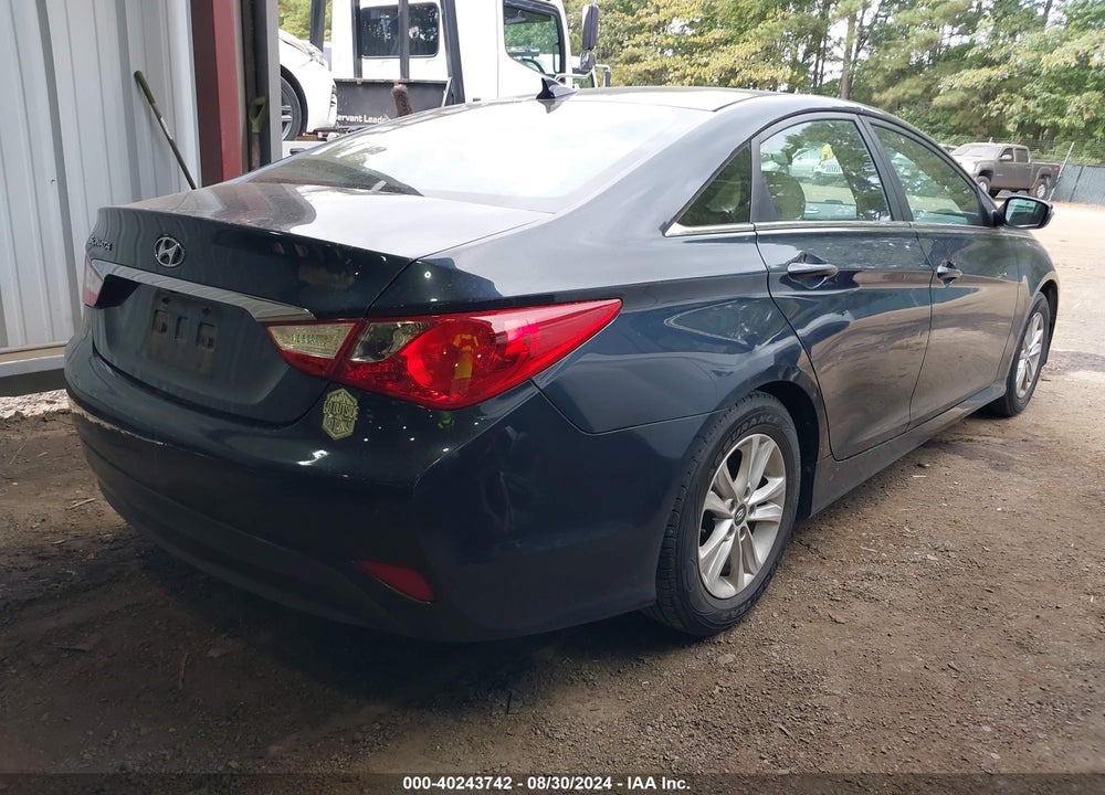 2014 HYUNDAI SONATA GLS VIN: 5NPEB4AC7EH887302