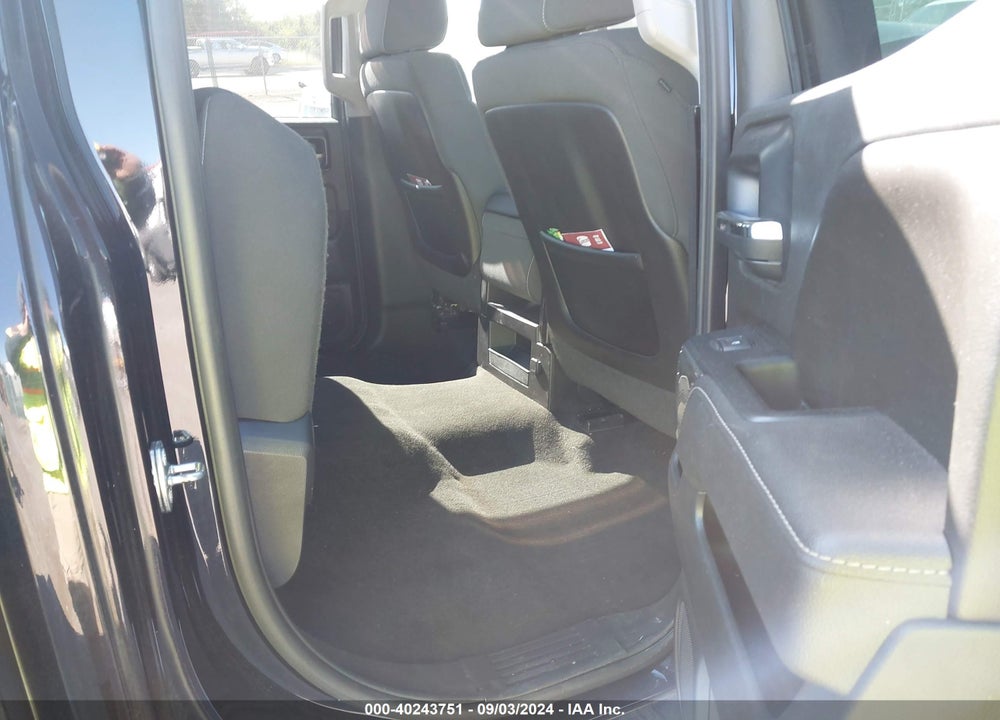 2015 CHEVROLET SILVERADO 1500 1LT VIN: 1GCRCREH7FZ200413