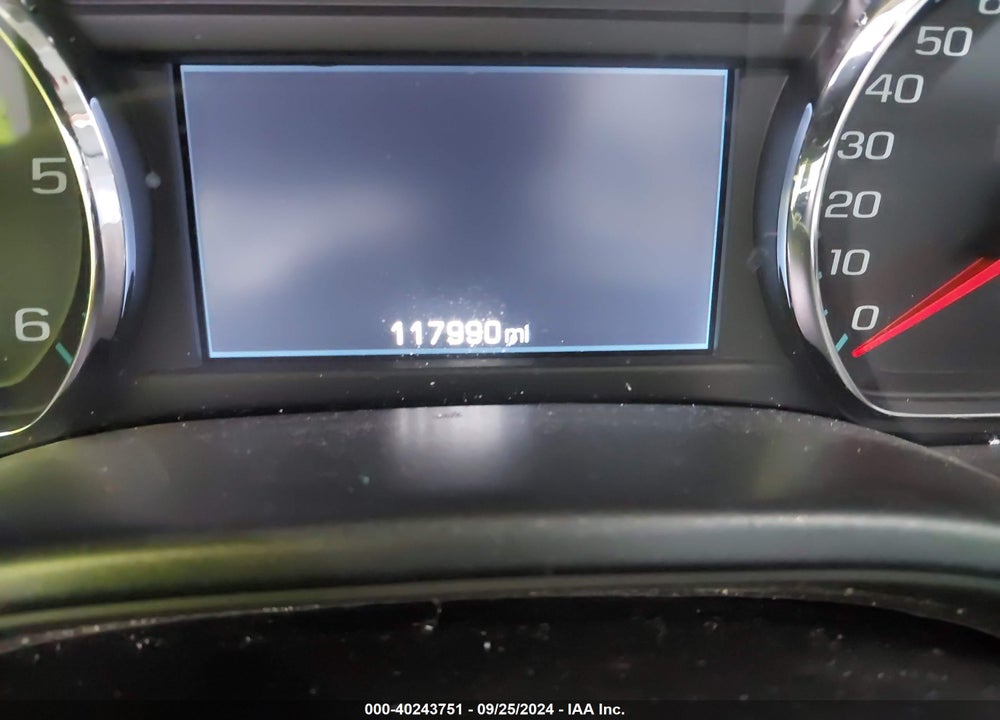 2015 CHEVROLET SILVERADO 1500 1LT VIN: 1GCRCREH7FZ200413