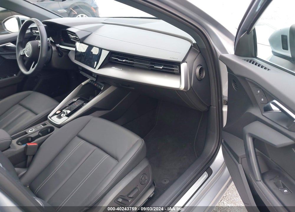2024 AUDI A3 PREMIUM 40 TFSI FRONT-WHEEL DRIVE S TRONIC VIN: WAUAUDGY6RA091923