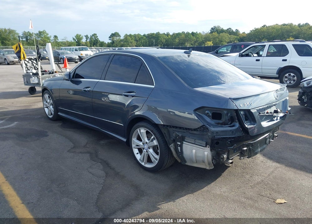 2013 MERCEDES-BENZ E 350 4MATIC VIN: WDDHF8JBXDA685579