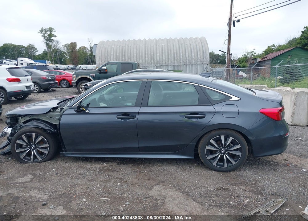 2024 HONDA CIVIC EX VIN: 2HGFE1F78RH303740