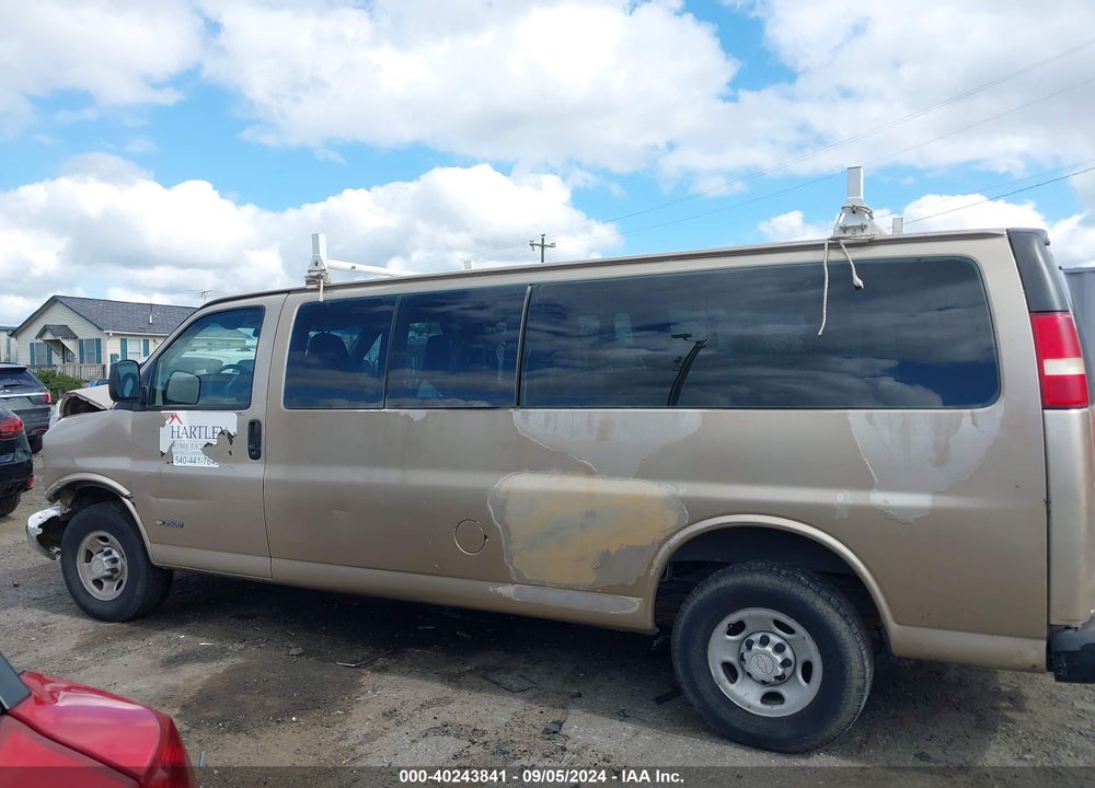 2005 CHEVROLET EXPRESS VIN: 1GAHG39U051215507