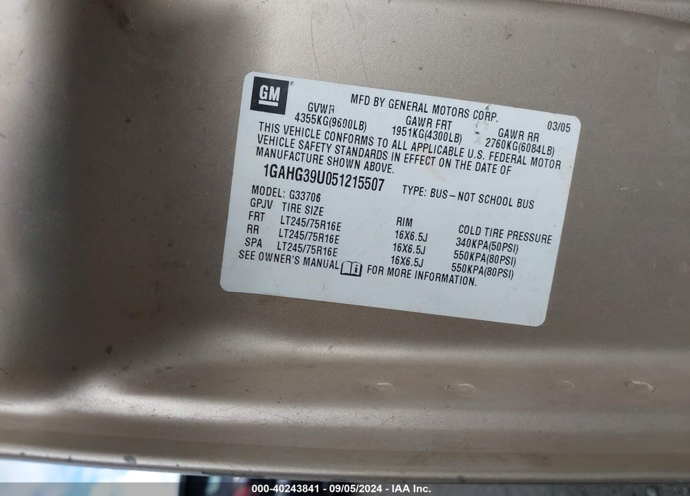 2005 CHEVROLET EXPRESS VIN: 1GAHG39U051215507