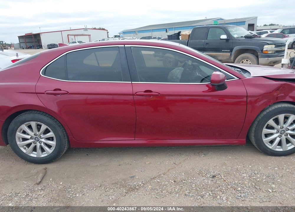 2019 TOYOTA CAMRY LE VIN: 4T1B11HK7KU790700