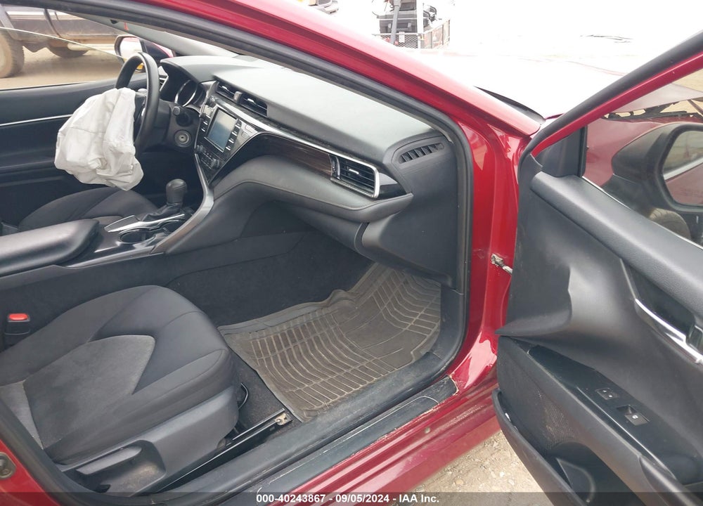 2019 TOYOTA CAMRY LE VIN: 4T1B11HK7KU790700