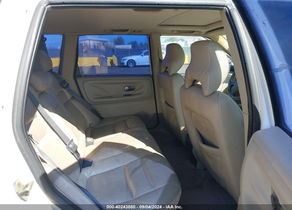 1998 VOLVO V70 GLT VIN: YV1LW5640W2377728