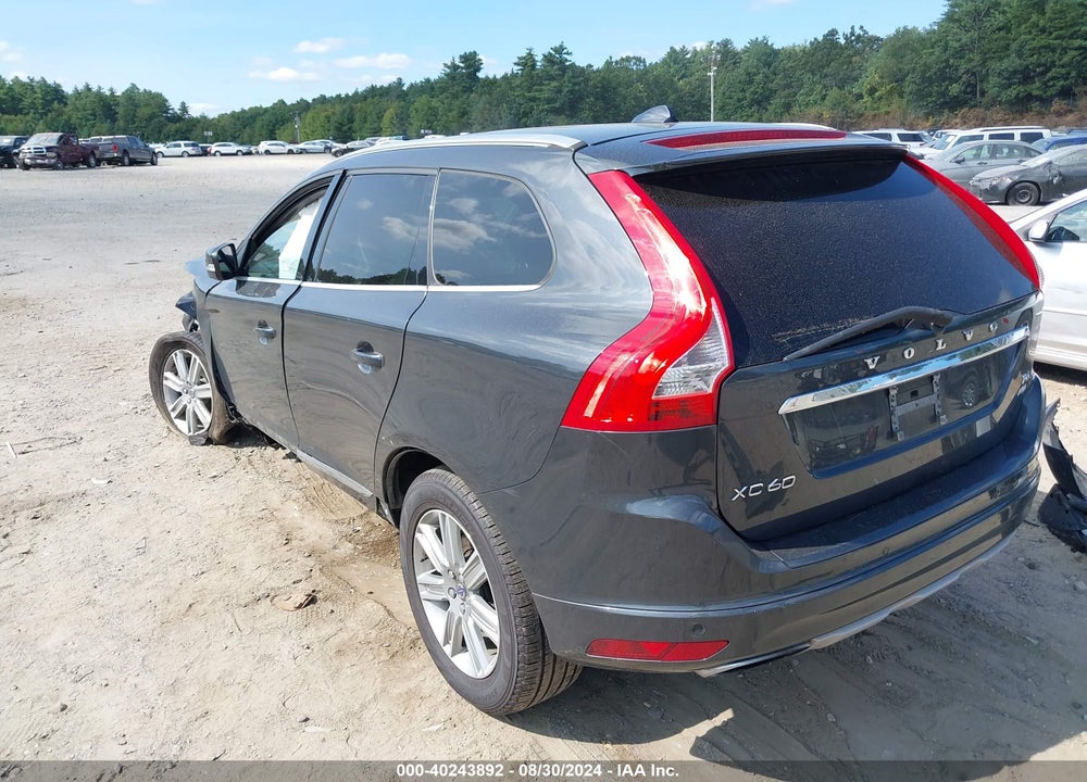 2016 VOLVO XC60 T6 DRIVE-E VIN: YV449MRK5G2928238