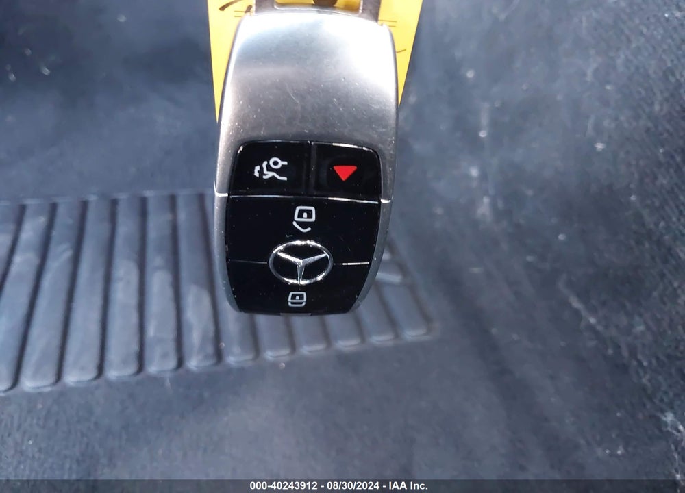 2017 MERCEDES-BENZ E 300 VIN: WDDZF4JB2HA062220