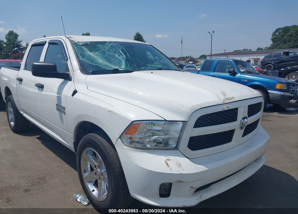 2017 RAM 1500 EXPRESS 4X4 5'7 BOX VIN: 1C6RR7KG4HS717816