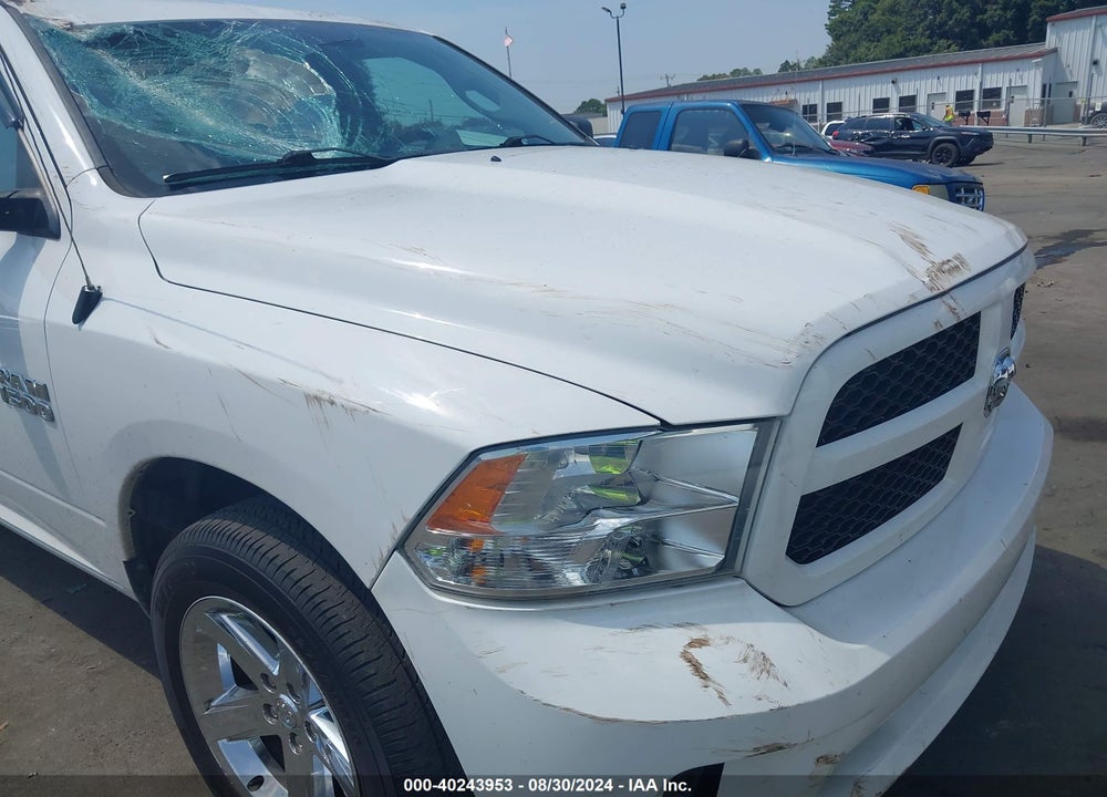 2017 RAM 1500 EXPRESS 4X4 5'7 BOX VIN: 1C6RR7KG4HS717816