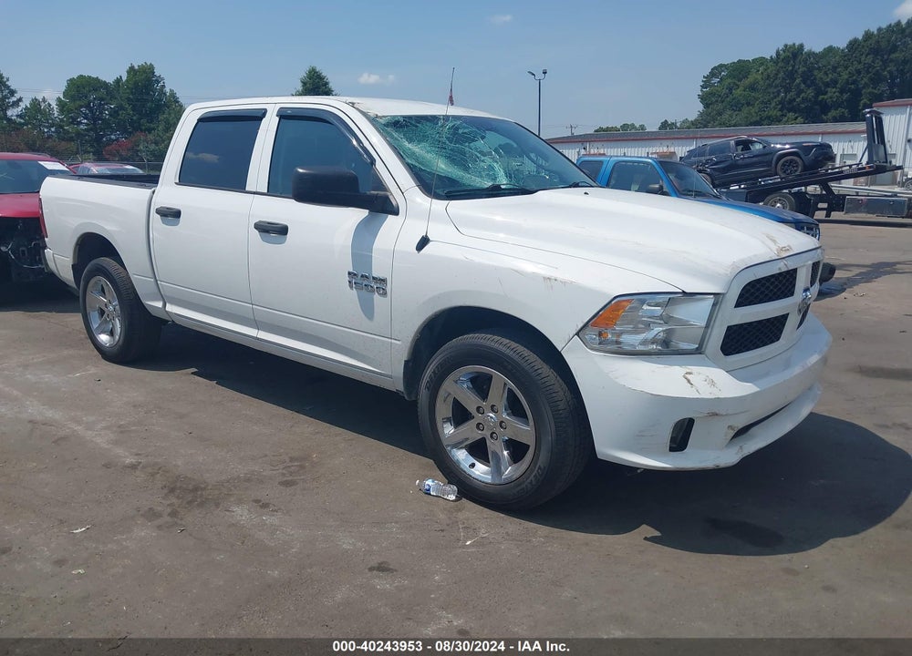 2017 RAM 1500 EXPRESS 4X4 5'7 BOX VIN: 1C6RR7KG4HS717816