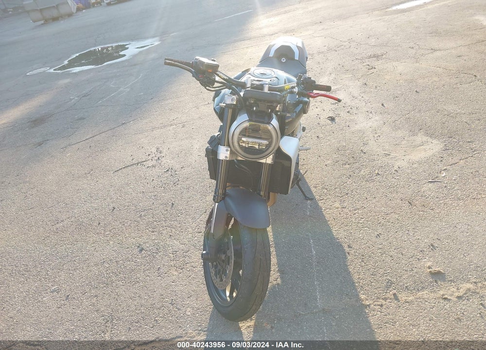 2018 HONDA CB1000 RA VIN: JH2SC801XJK000365