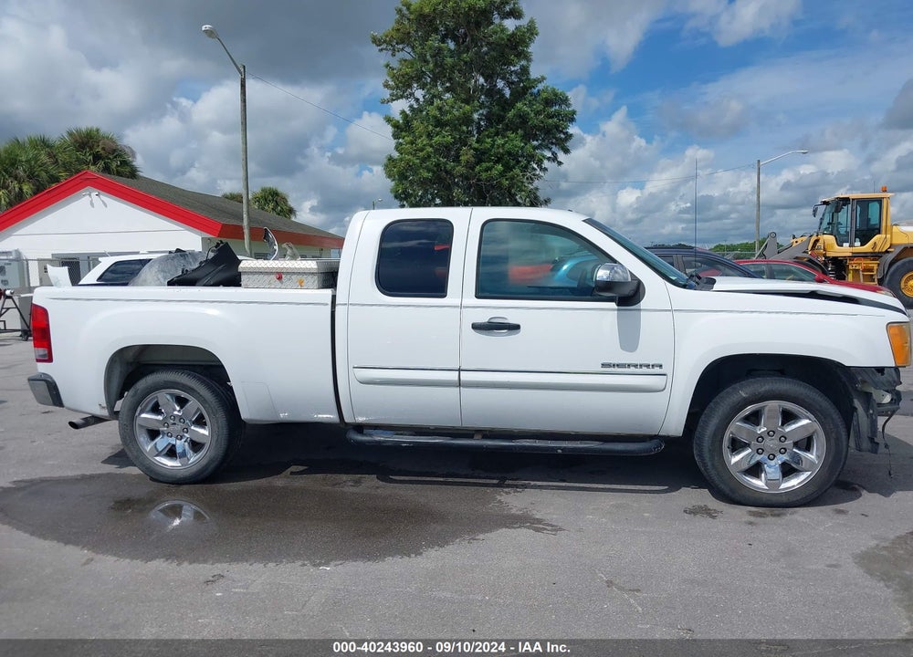 2013 GMC SIERRA 1500 SLE VIN: 1GTR1VE06DZ113978