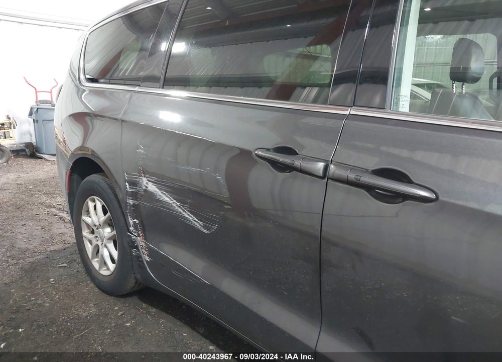 2023 CHRYSLER PACIFICA TOURING L VIN: 2C4RC1BG0PR587315