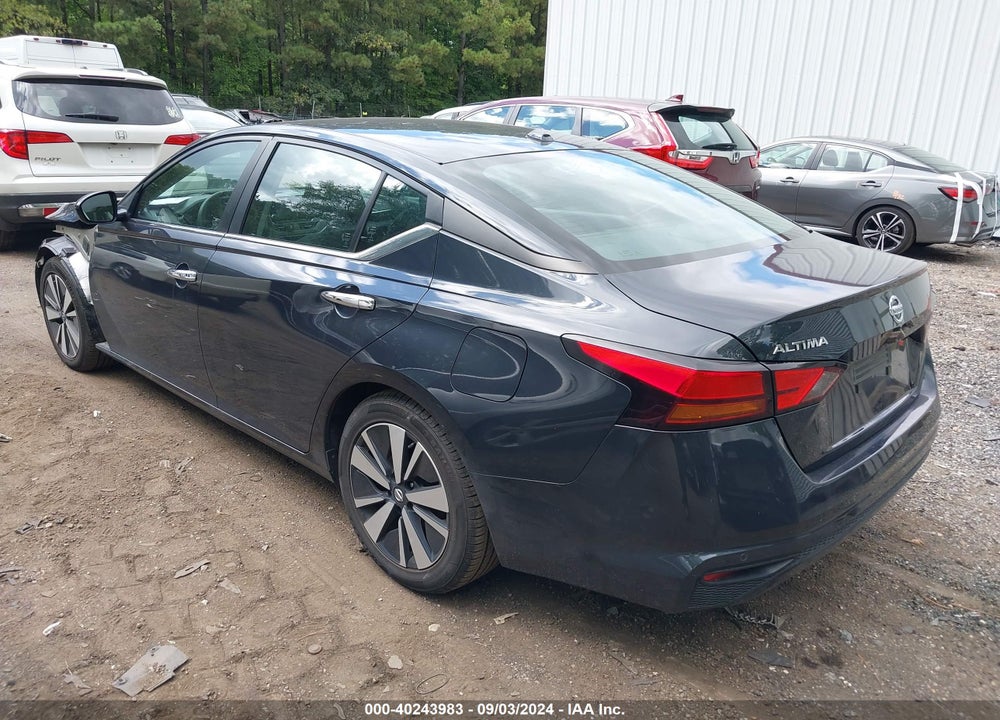 2022 NISSAN ALTIMA SV FWD VIN: 1N4BL4DV5NN380532