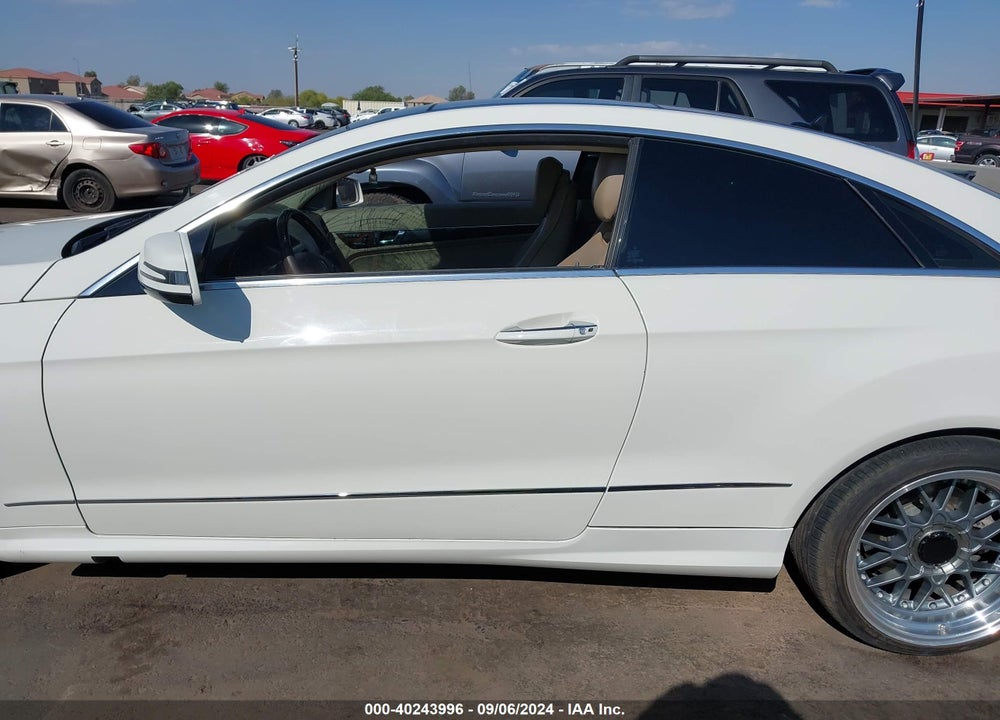 2011 MERCEDES-BENZ E 550 VIN: WDDKJ7CB0BF095046