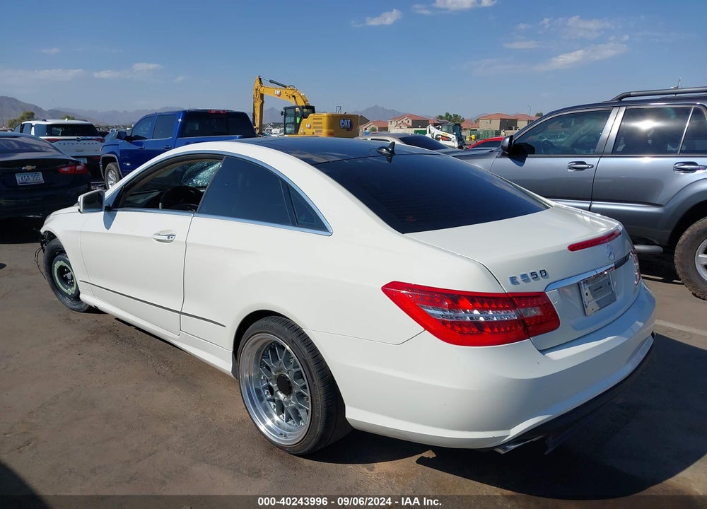 2011 MERCEDES-BENZ E 550 VIN: WDDKJ7CB0BF095046