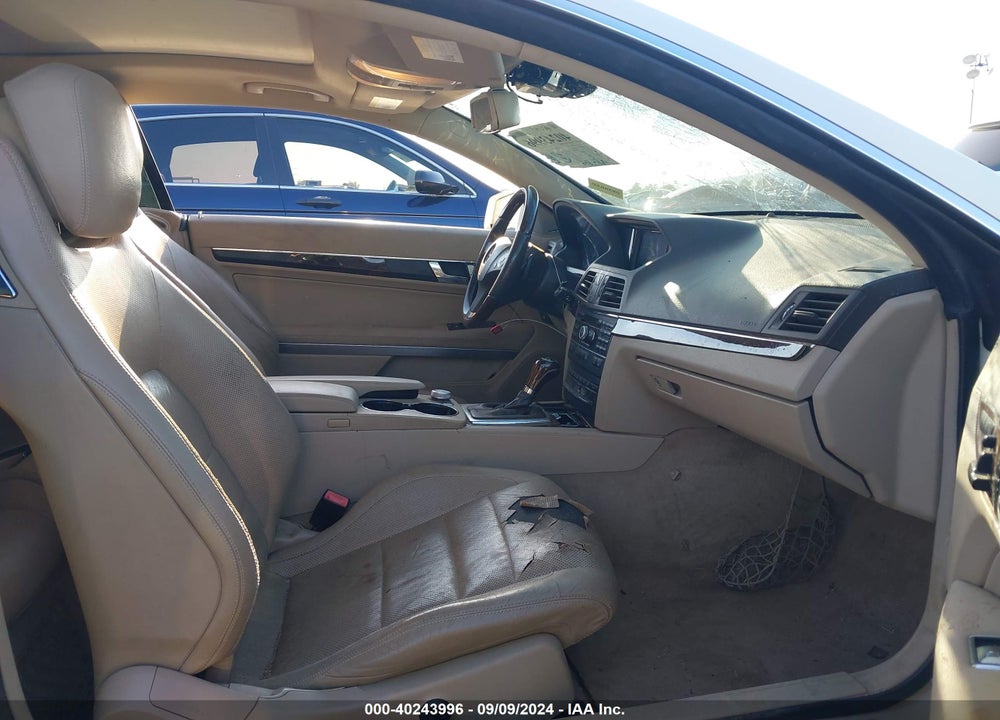 2011 MERCEDES-BENZ E 550 VIN: WDDKJ7CB0BF095046