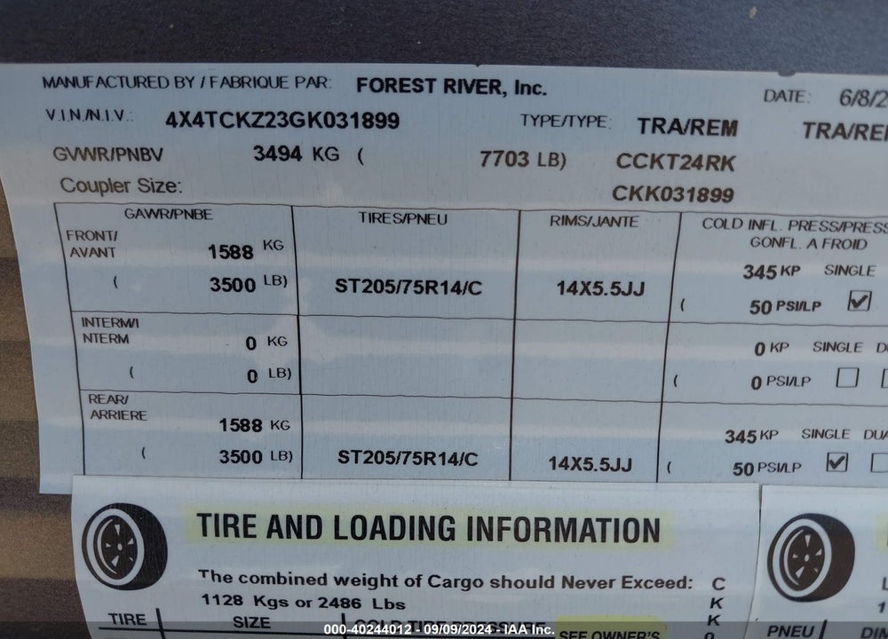 2016 FOREST RIVER CHEROKEE VIN: 4X4TCKZ23GK031899
