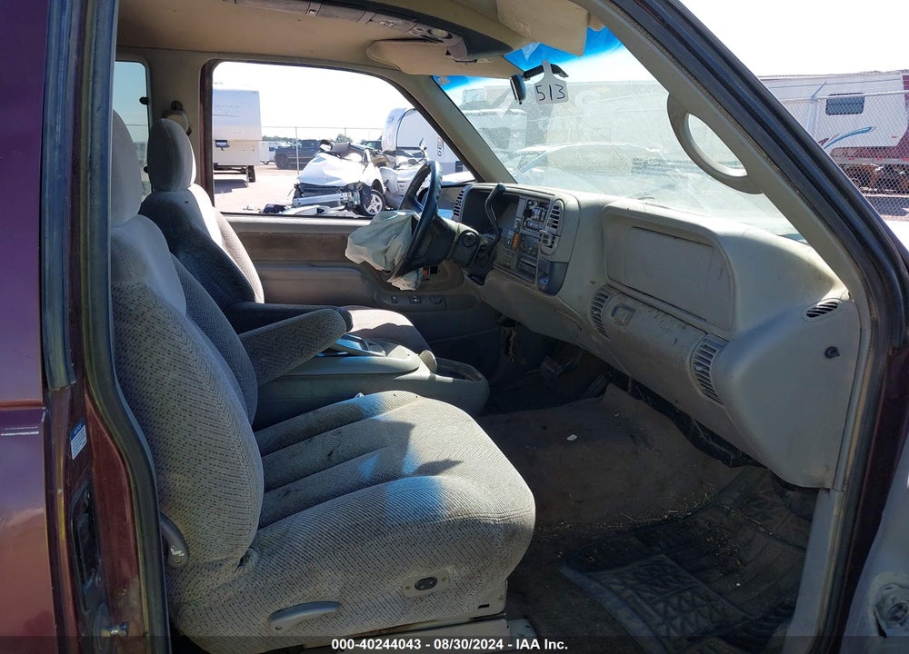 1998 CHEVROLET K1500 FLEETSIDE VIN: 1GCEK19R2WR153085