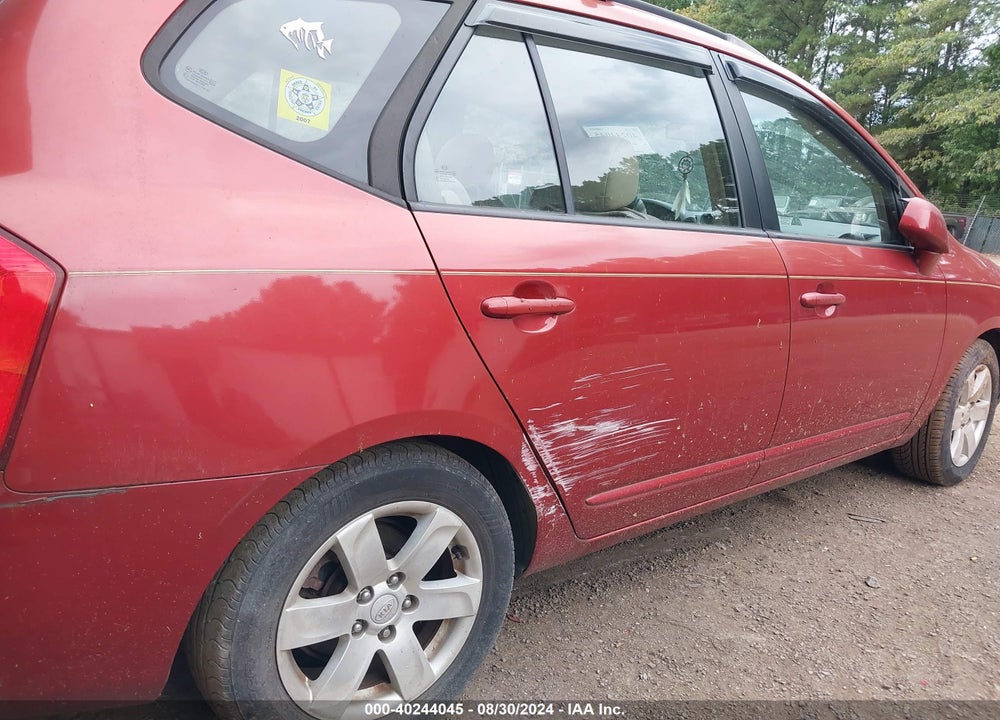 2007 KIA RONDO LX VIN: KNAFG525977087942