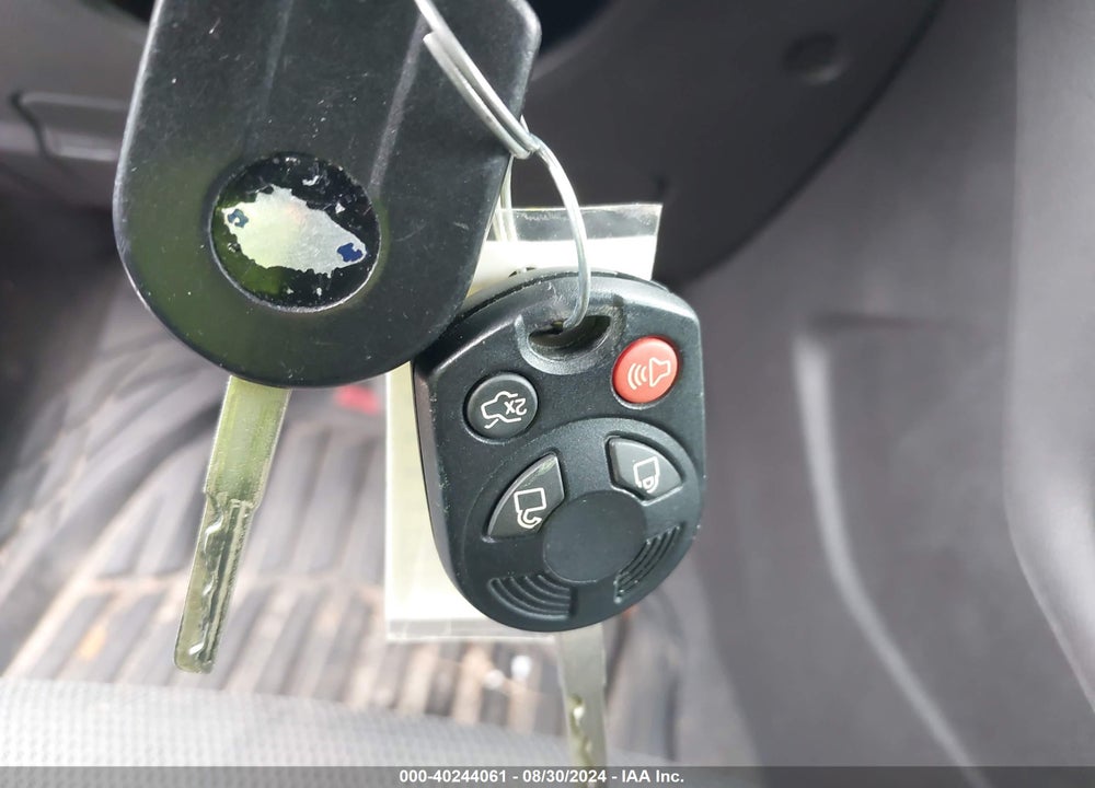 2014 FORD FOCUS VIN: 1FADP3K22EL433165