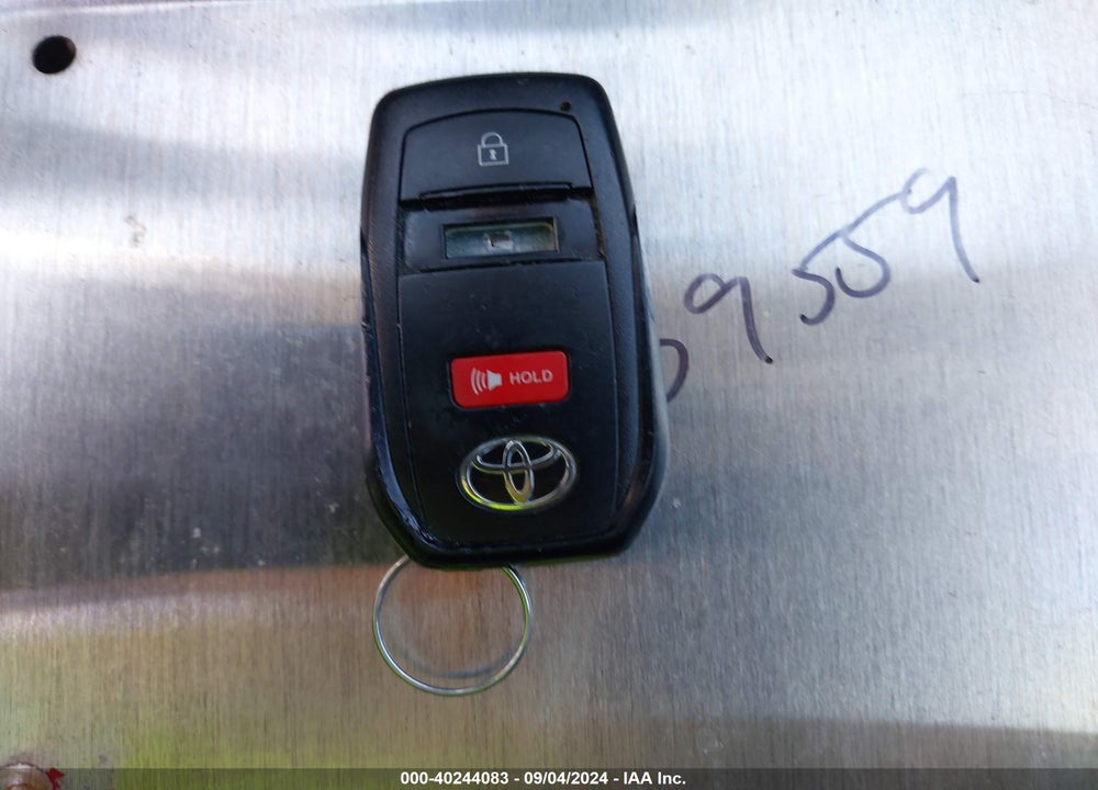 2022 TOYOTA COROLLA CROSS LE VIN: 7MUCAABG9NV039559