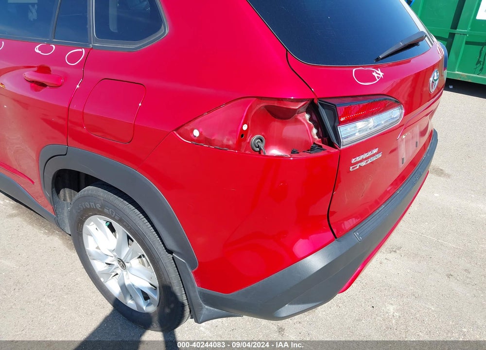 2022 TOYOTA COROLLA CROSS LE VIN: 7MUCAABG9NV039559