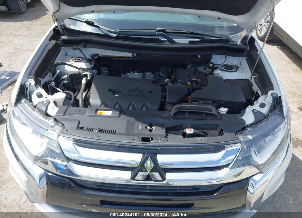 2018 MITSUBISHI OUTLANDER SE VIN: JA4AD3A35JZ036082
