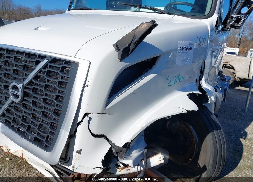 2019 VOLVO VNR VIN: 4V4WC9EHXKN198956