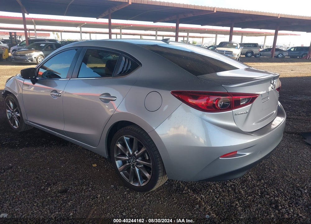 2018 MAZDA 3 TOURING VIN: 3MZBN1V38JM194615