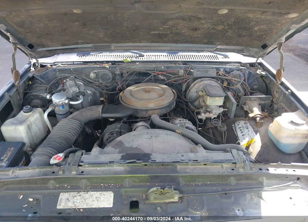 1990 GMC SUBURBAN V15 CONVENTIONAL VIN: 1GKEV16K2LF503184