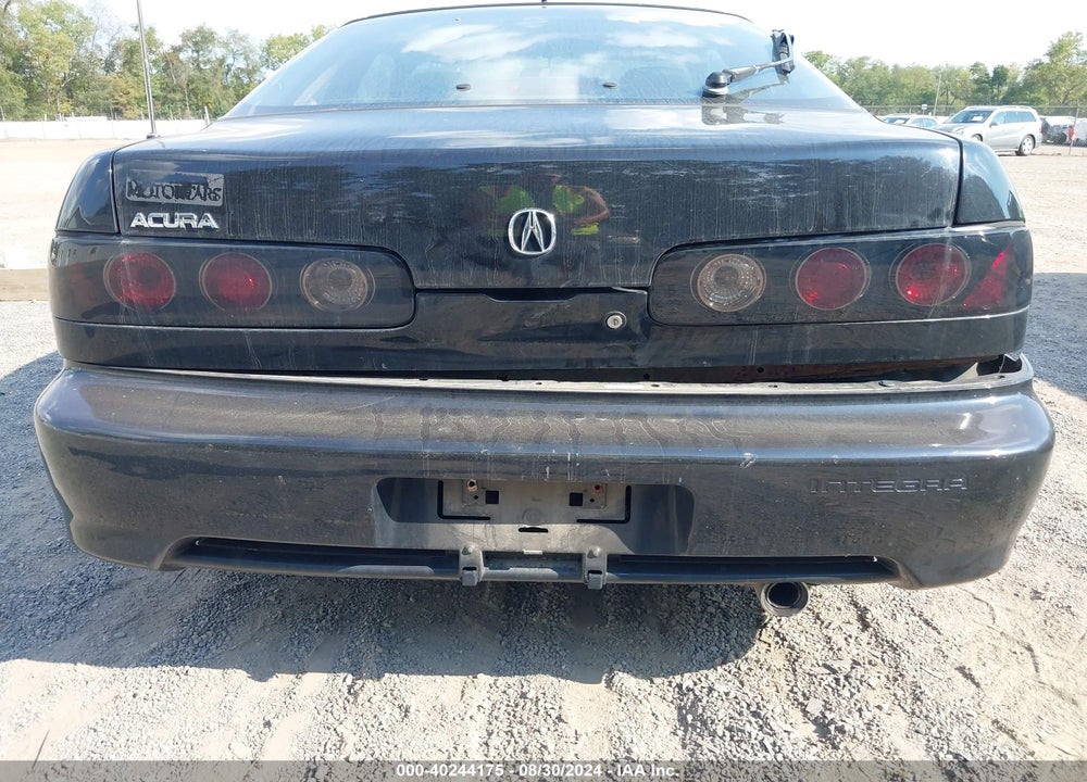 1998 ACURA INTEGRA LS VIN: JH4DC4353WS011500