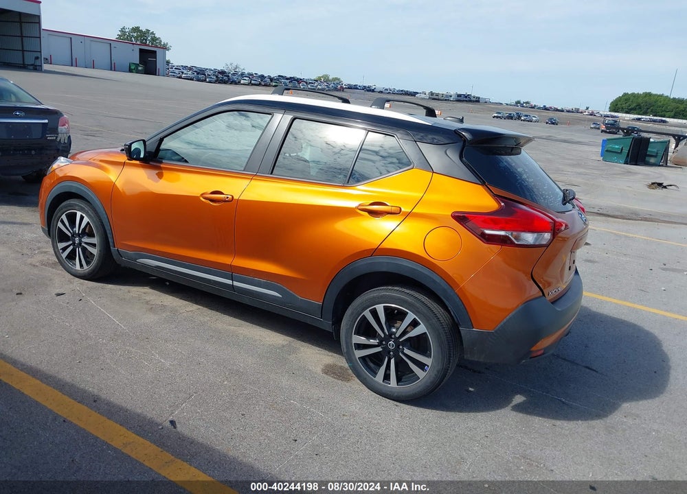2019 NISSAN KICKS SR VIN: 3N1CP5CU5KL558262